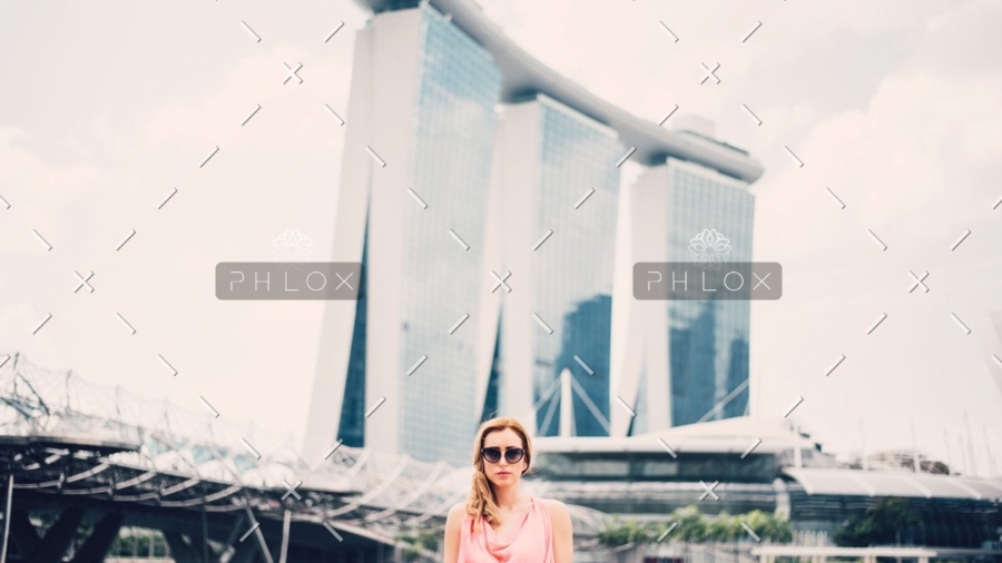 demo-attachment-16-photo-1473668256061-43afd618ff98